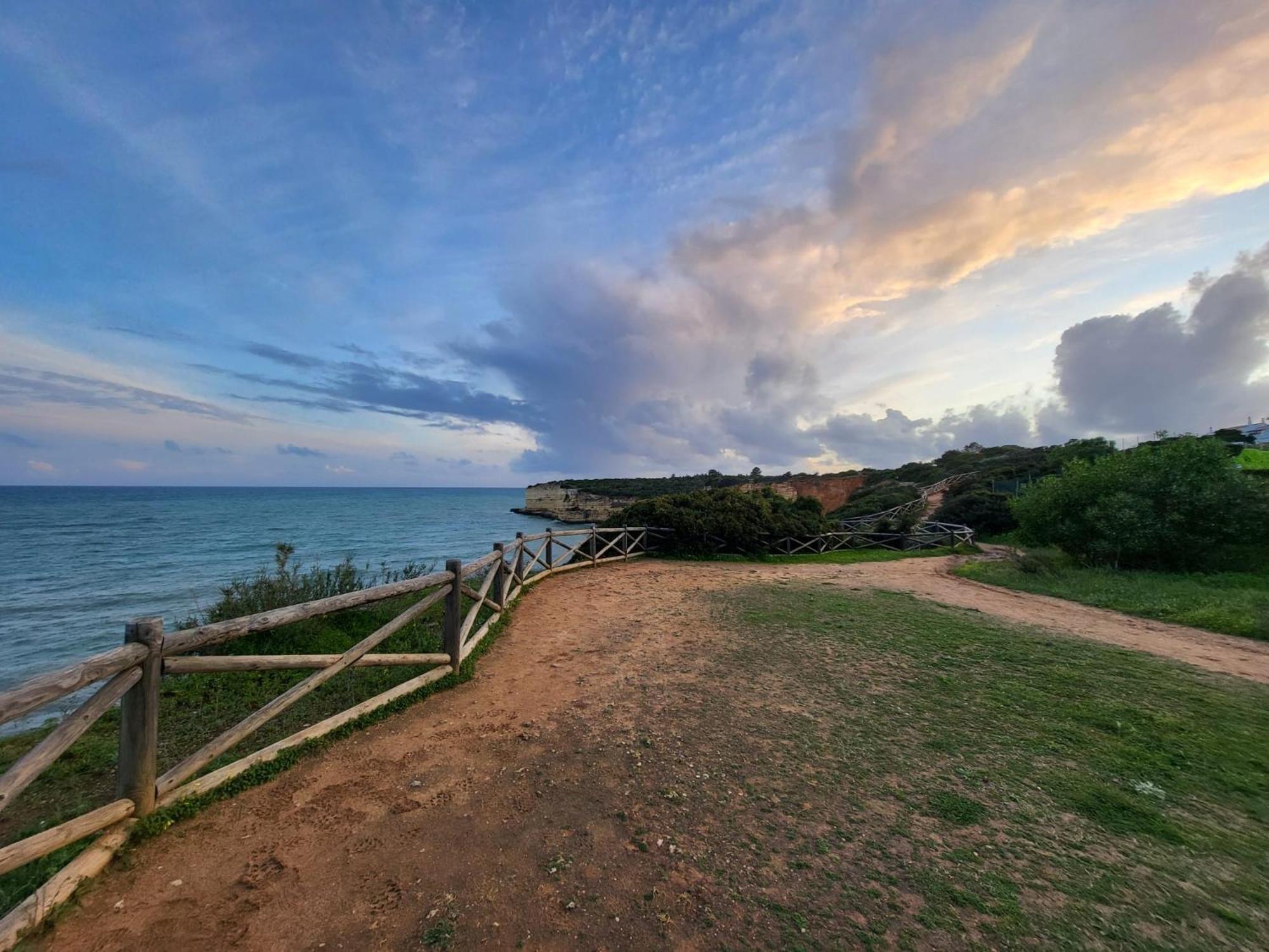 Peace Of Heaven In Algarve - Jacuzzi - By Bedzy Apartment Armacao de Pera Exterior photo